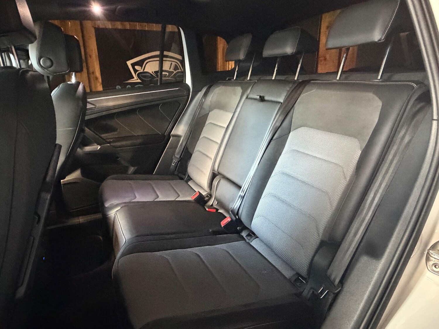 Used Volkswagen Tiguan 2017 for sale - 77050238: Photo 23