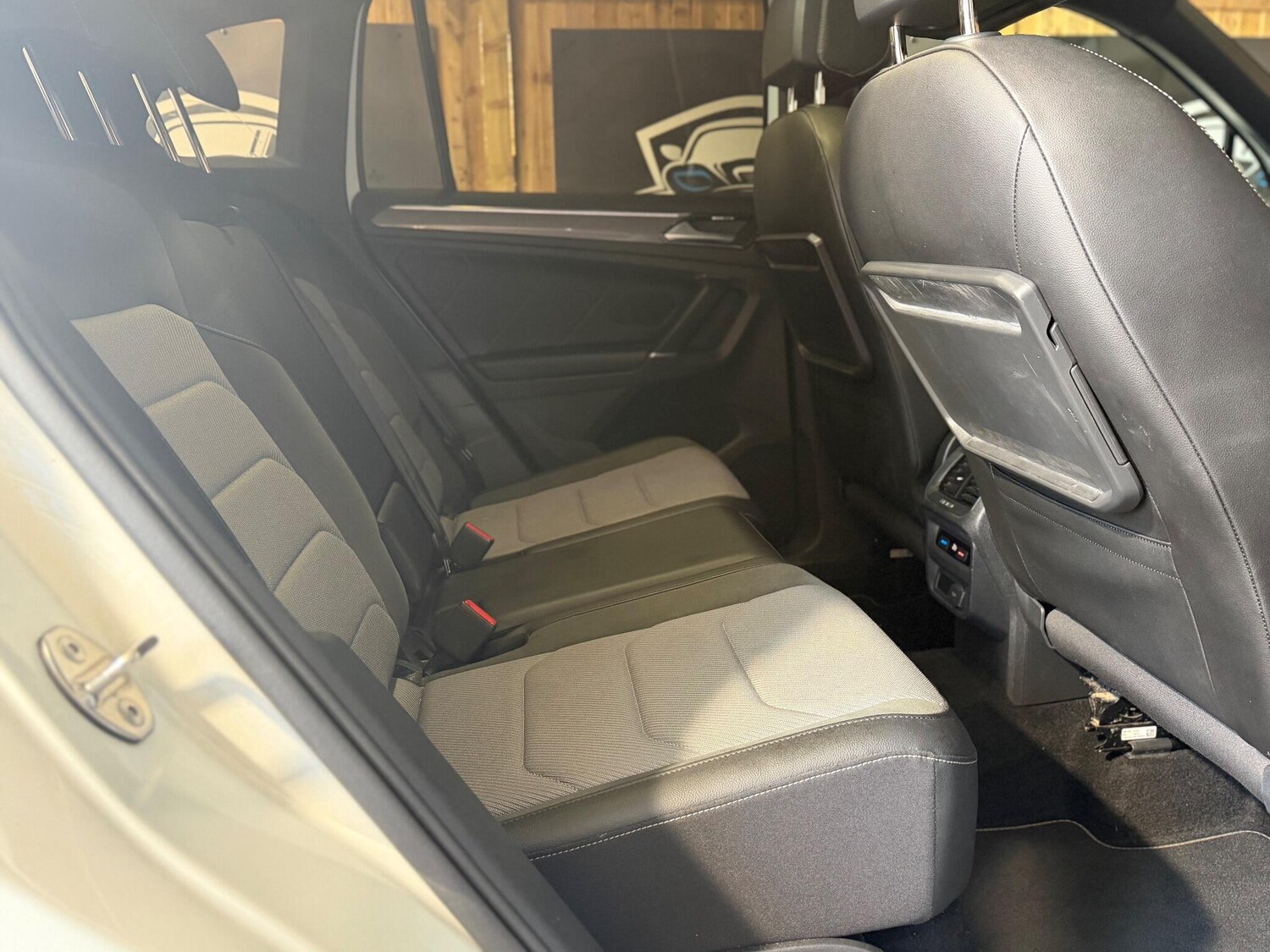 Used Volkswagen Tiguan 2017 for sale - 77050238: Photo 28