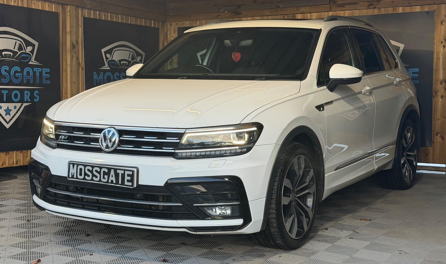 Used Volkswagen Tiguan 2017 for sale - 77050238: Photo 9