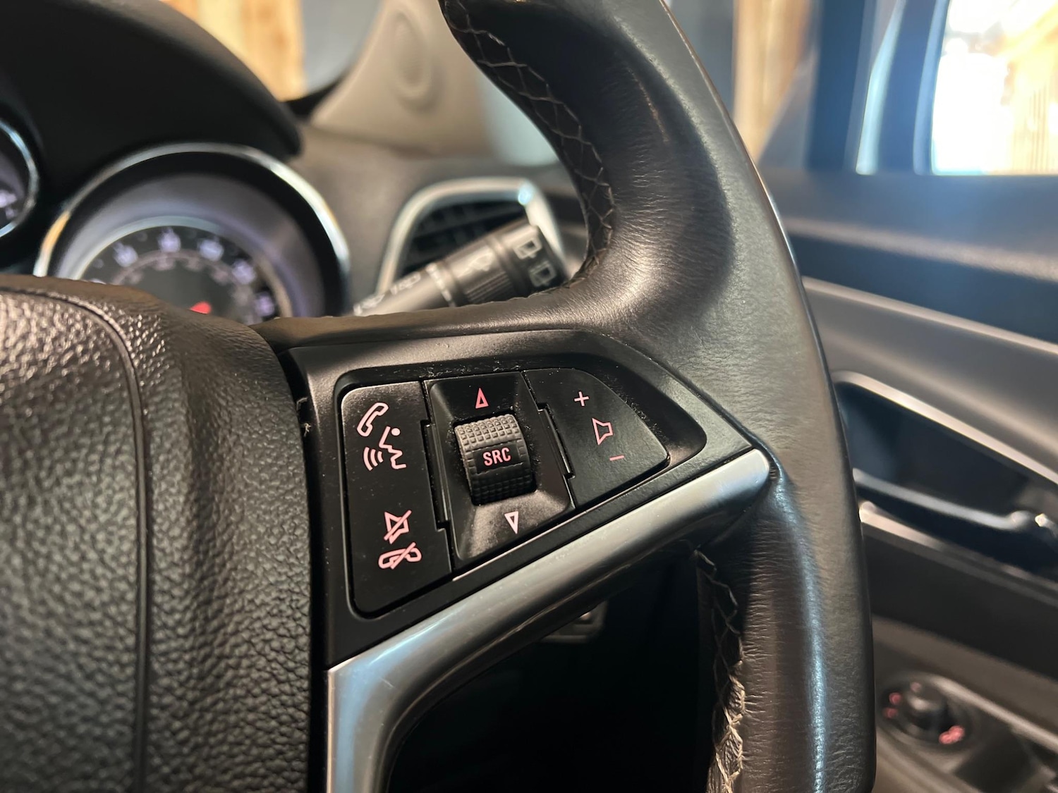 Used Vauxhall Mokka 2014 for sale - 76667210: Photo 23