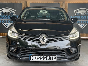 Used Renault Clio 2016 for sale - 79387311: Photo