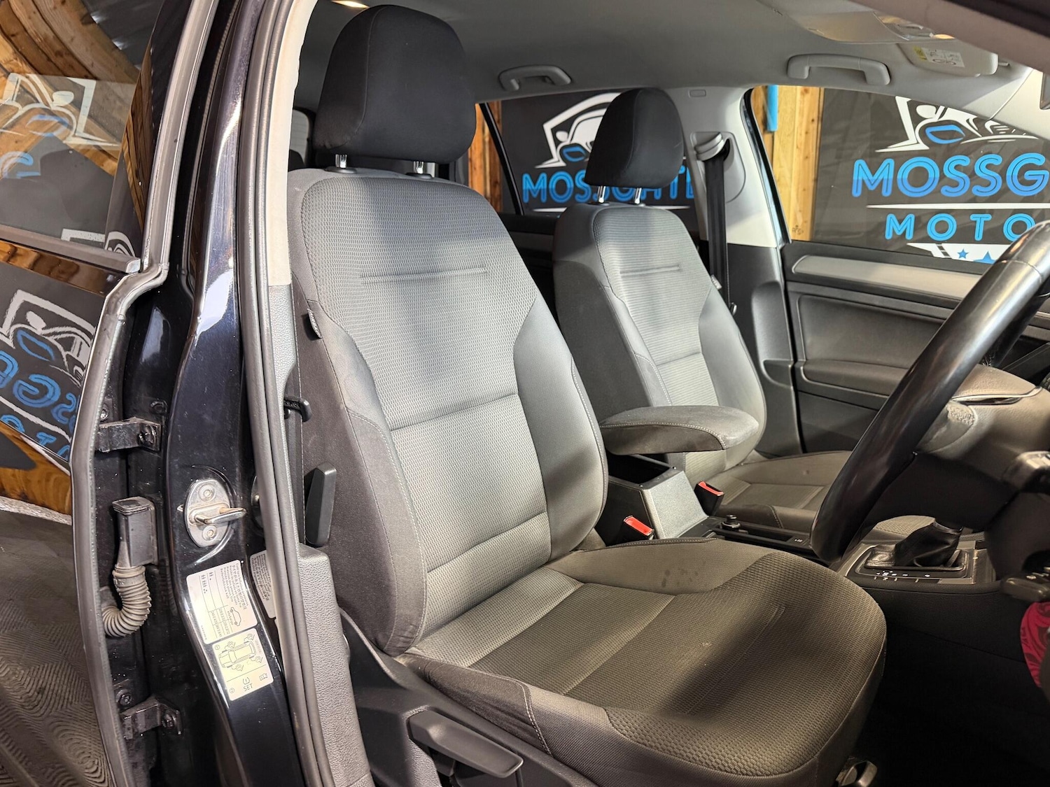 Used Volkswagen Golf 2015 for sale - 77143344: Photo 17