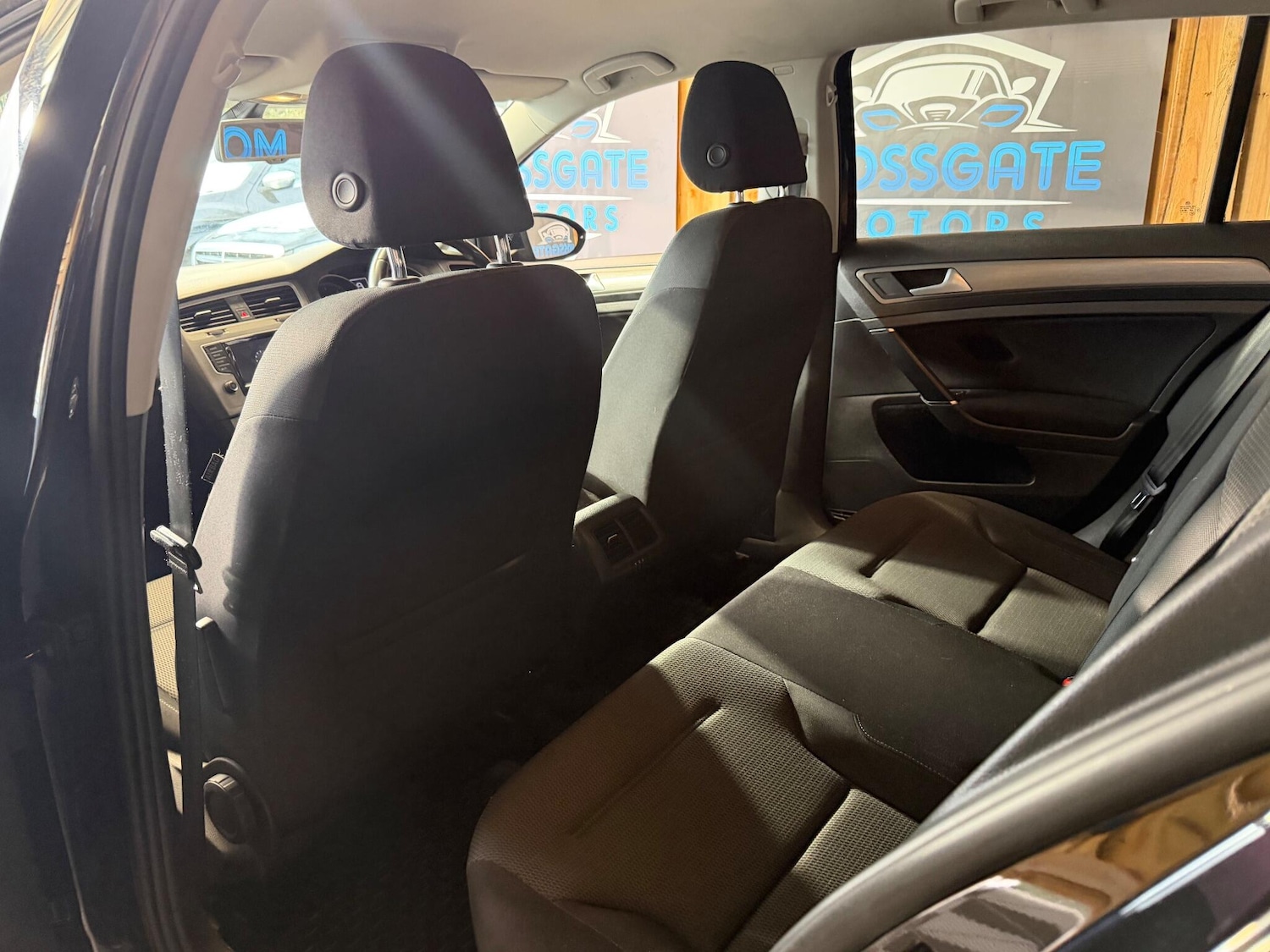 Used Volkswagen Golf 2015 for sale - 77143344: Photo 29