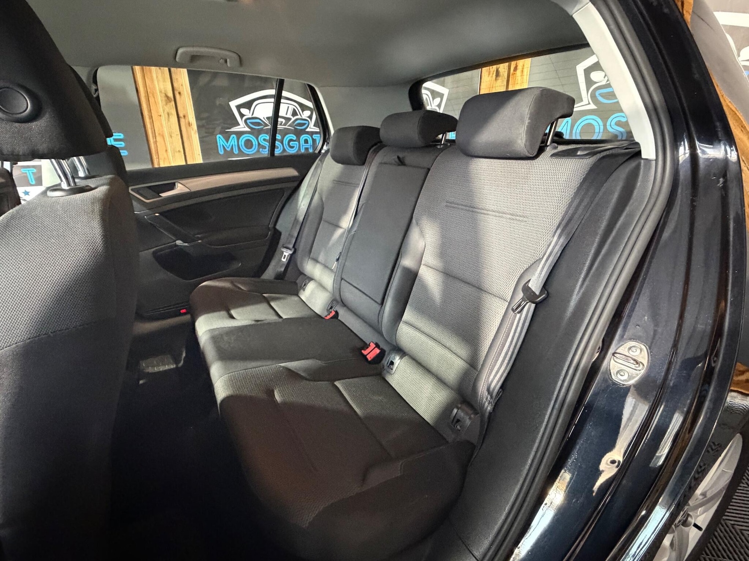 Used Volkswagen Golf 2015 for sale - 77143344: Photo 30