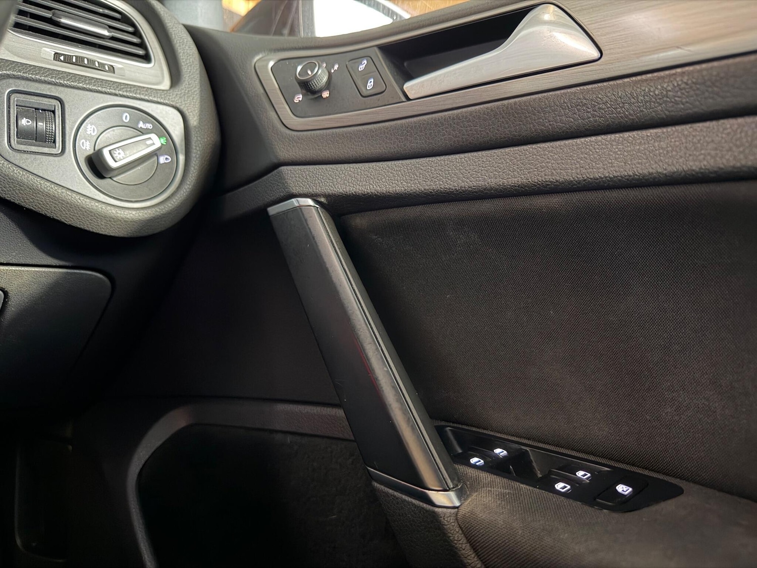 Used Volkswagen Golf 2015 for sale - 77143344: Photo 33