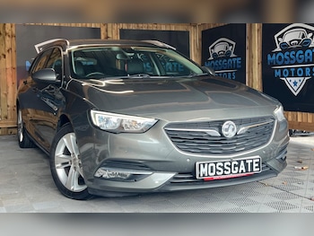 Vauxhall - Insignia