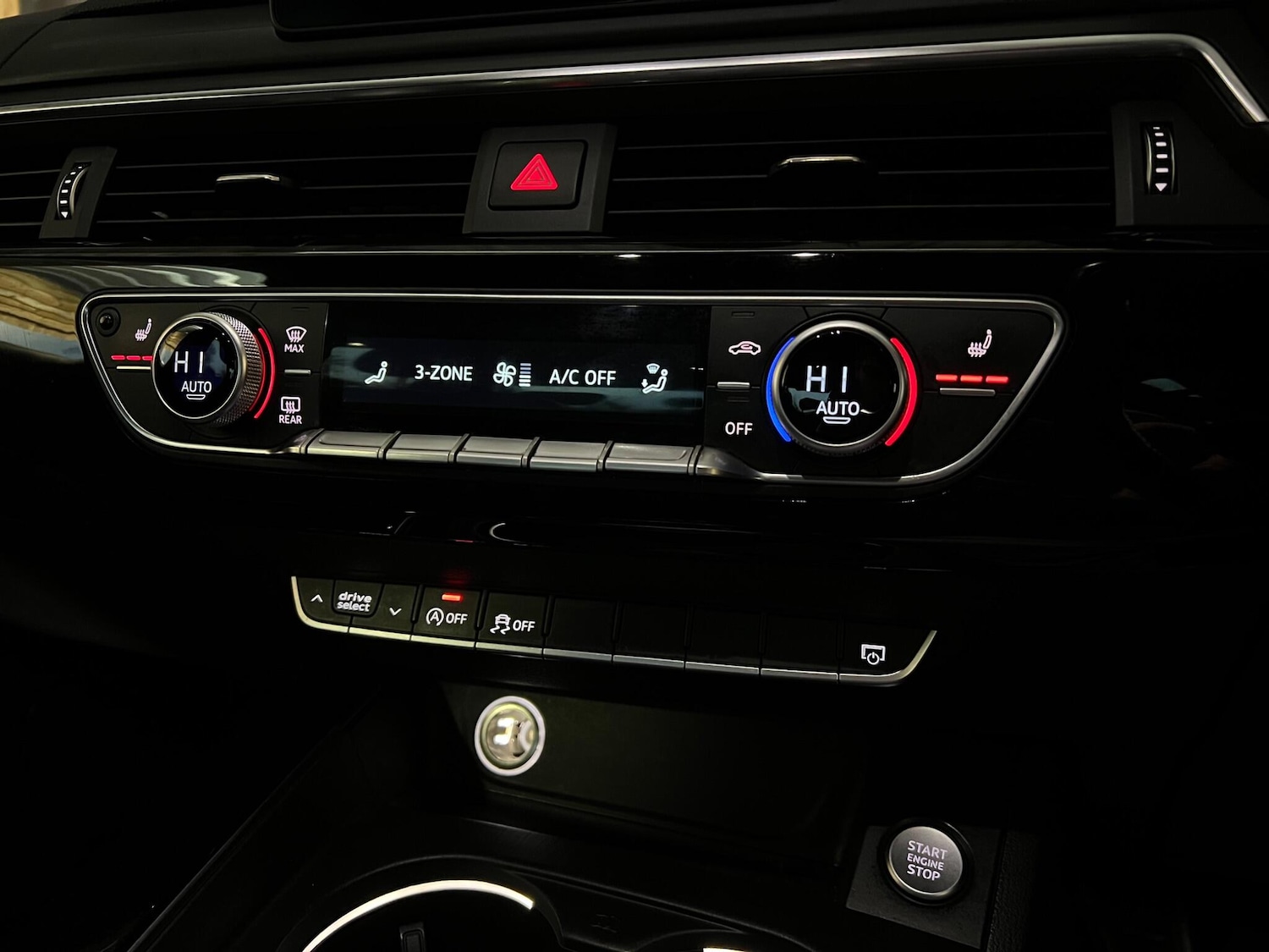 Used Audi A4 for sale - 78047699: Photo 31