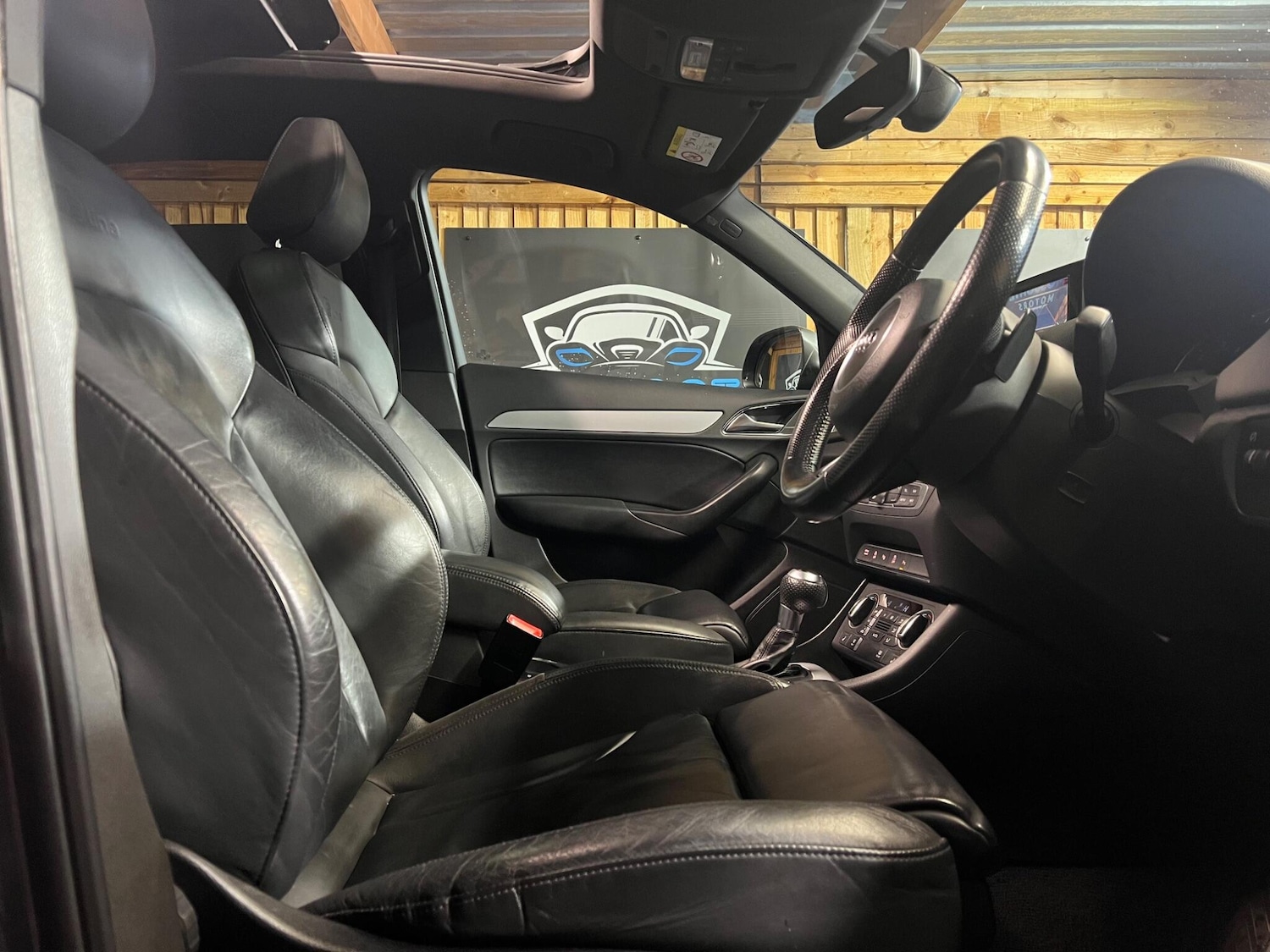 Used Audi Q3 2016 for sale - 76886607: Photo 15