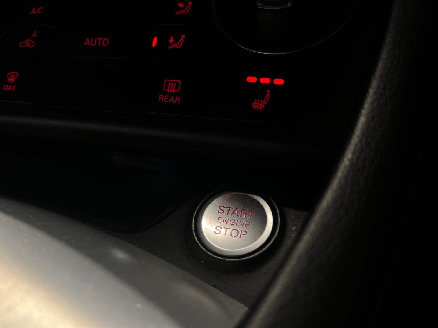 Used Audi Q3 2016 for sale - 76886607: Photo 33