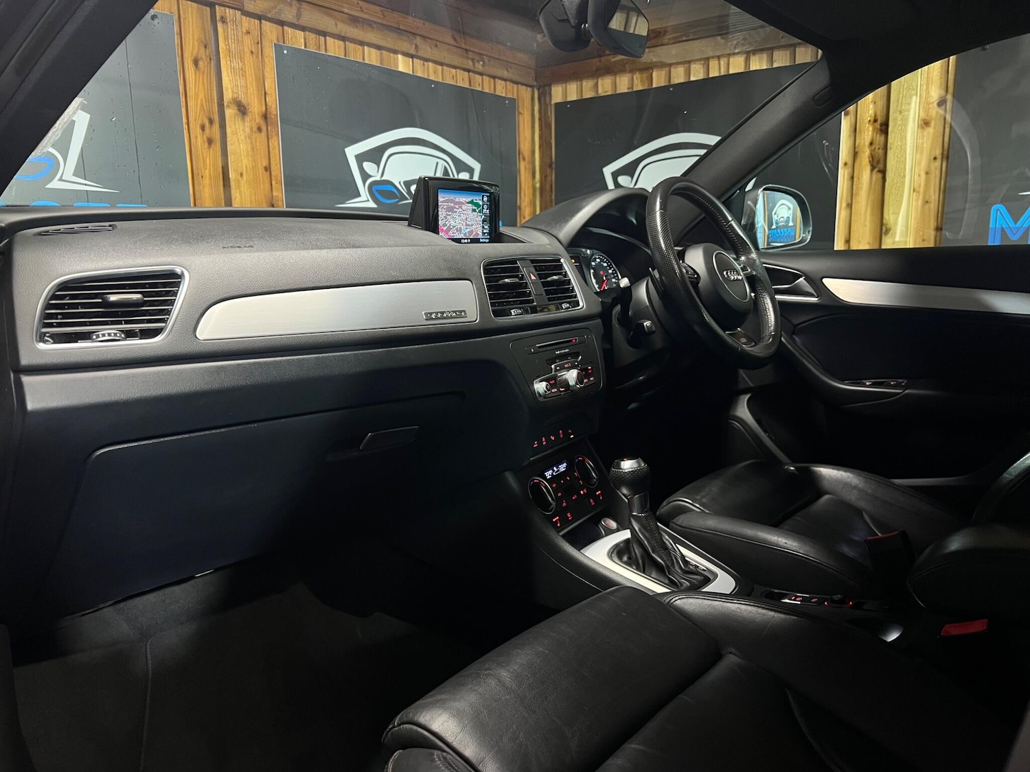 Used Audi Q3 2016 for sale - 76886607: Photo 37