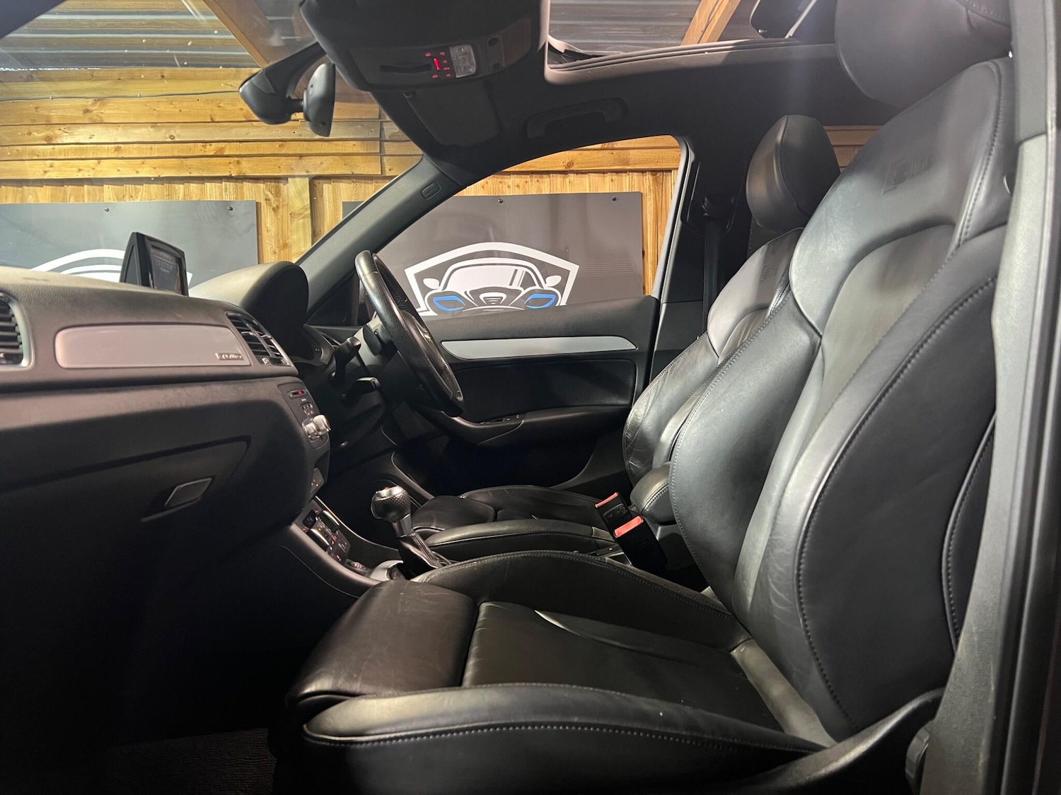 Used Audi Q3 2016 for sale - 76886607: Photo 38