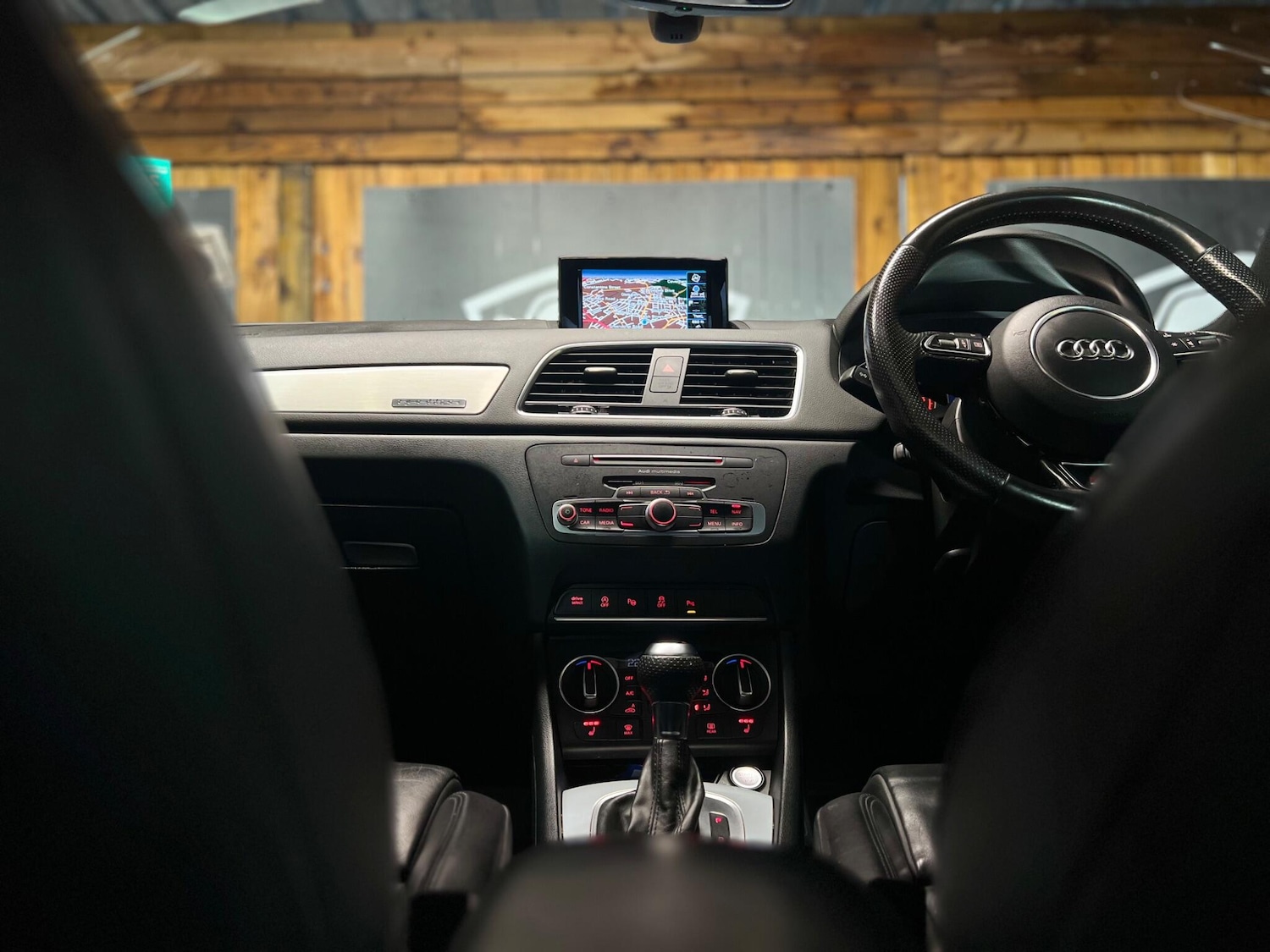 Used Audi Q3 2016 for sale - 76886607: Photo 46