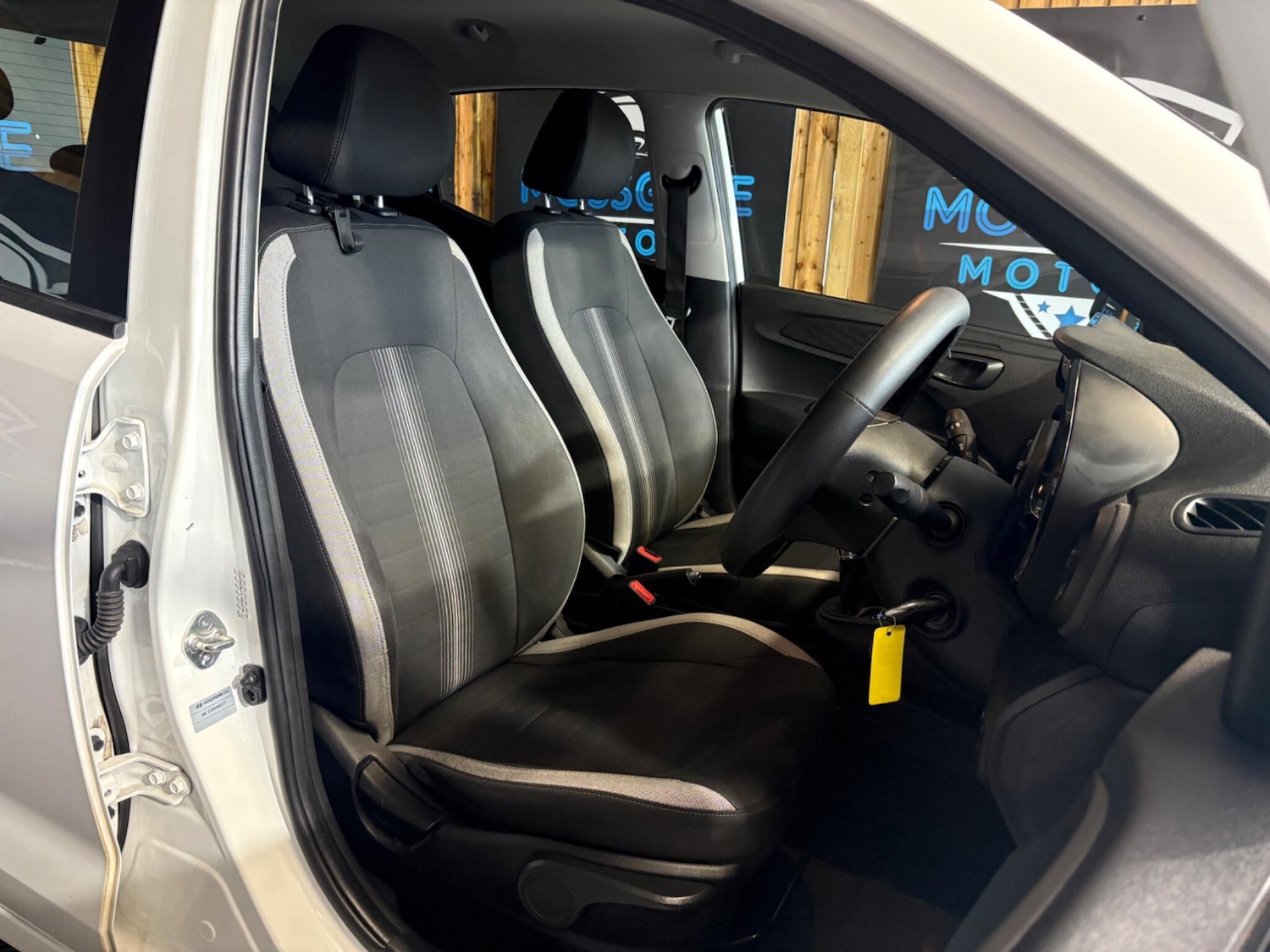 Used Hyundai i10 for sale - 78007871: Photo 12