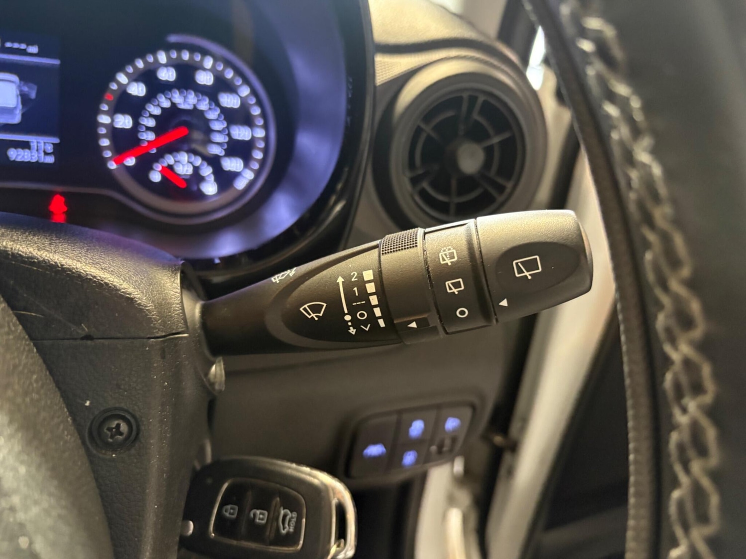 Used Hyundai i10 for sale - 78007871: Photo 22