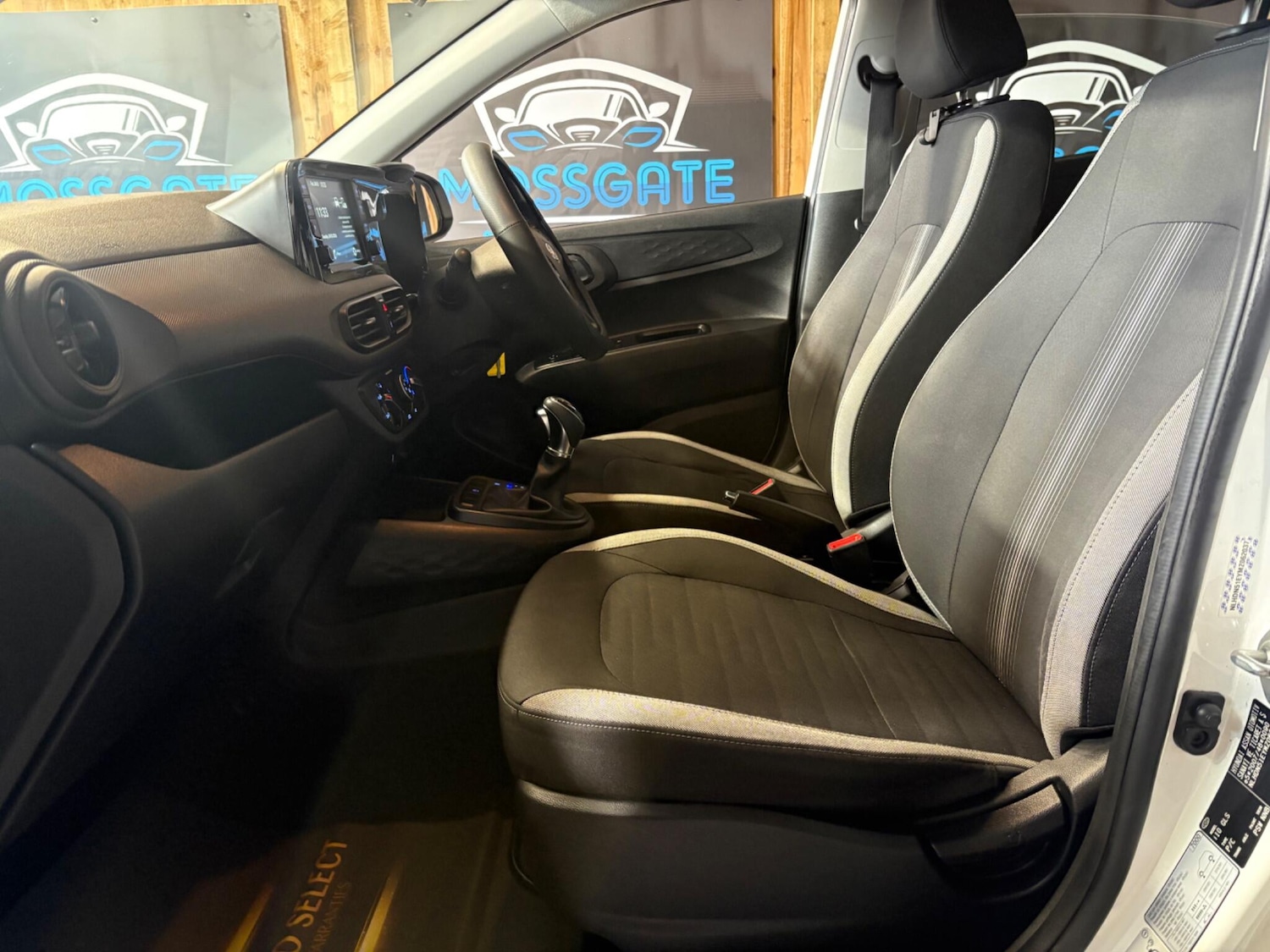 Used Hyundai i10 for sale - 78007871: Photo 31