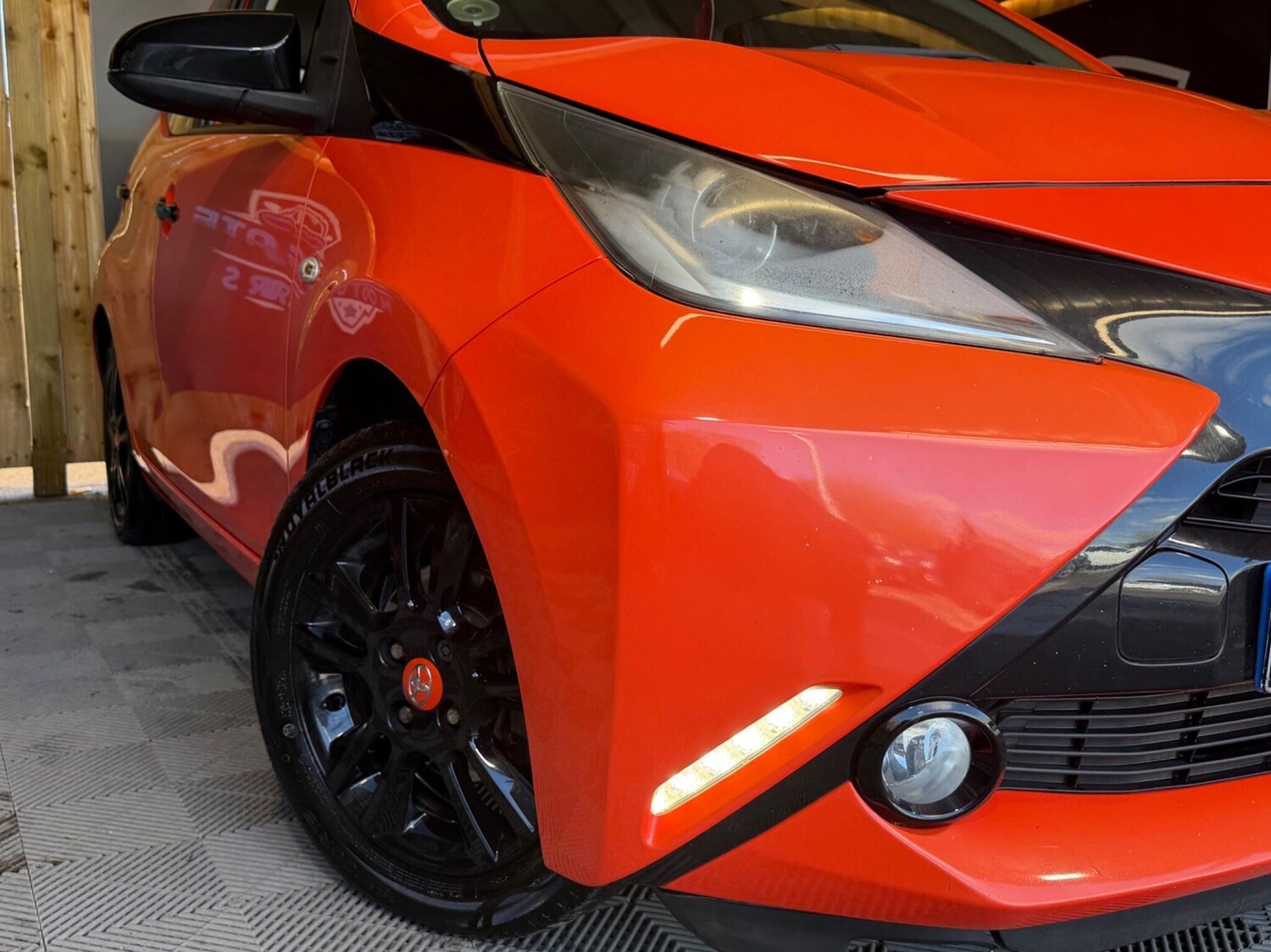 Used Toyota AYGO for sale - 78115068: Photo 2