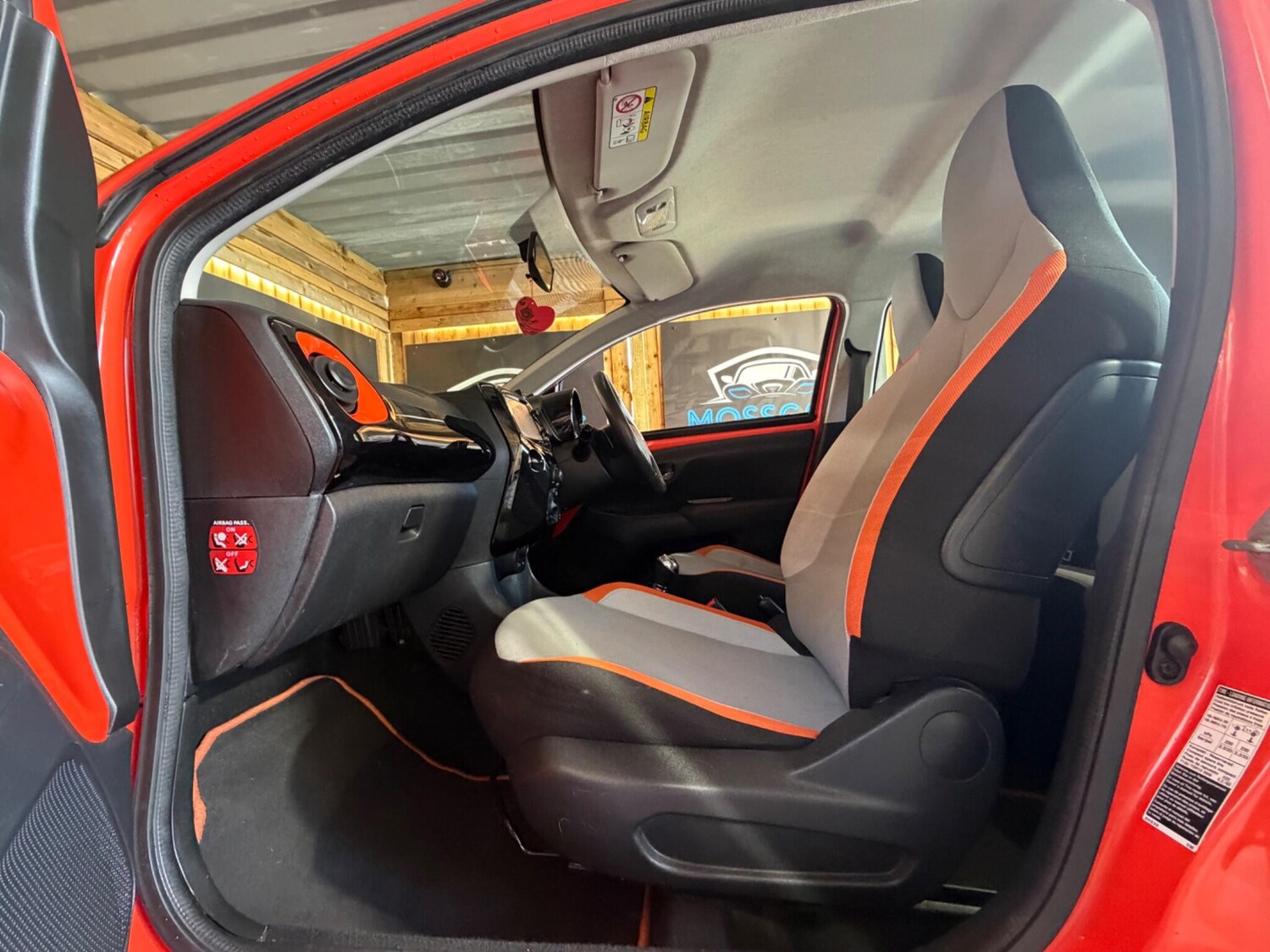 Used Toyota AYGO for sale - 78115068: Photo 35