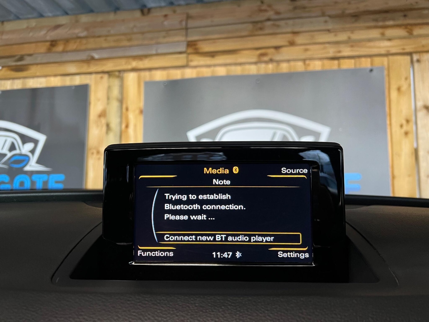 Used Audi Q3 2015 for sale - 77315020: Photo 28