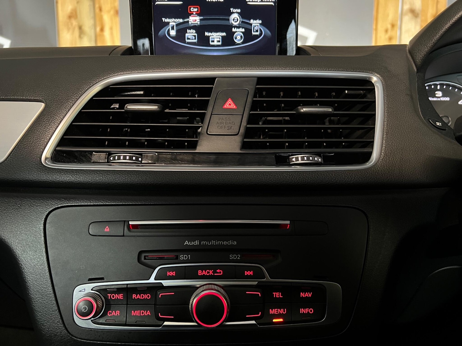 Used Audi Q3 2015 for sale - 77315020: Photo 31