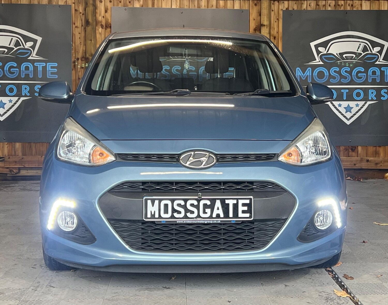 Used Hyundai i10 2015 for sale - 76377303: Photo 4