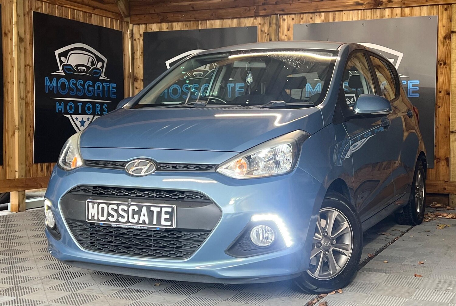 Used Hyundai i10 2015 for sale - 76377303: Photo 5