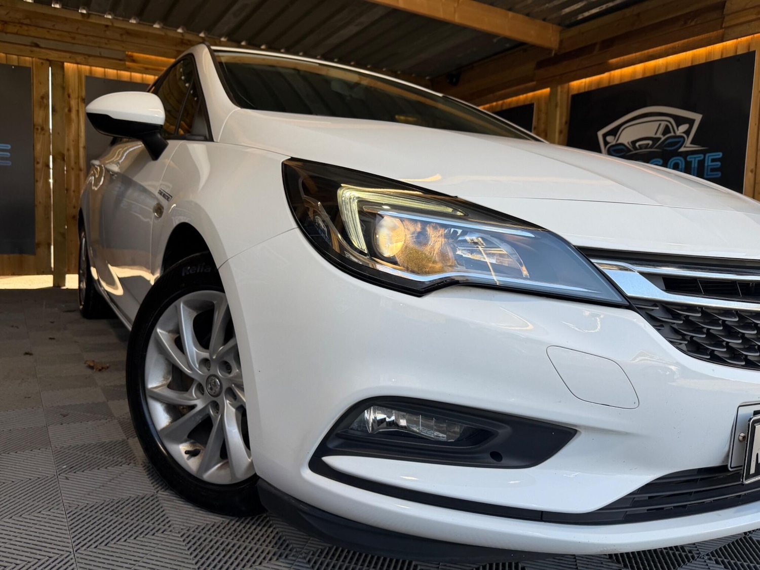 Used Vauxhall Astra 2018 for sale - 78073157: Photo 28