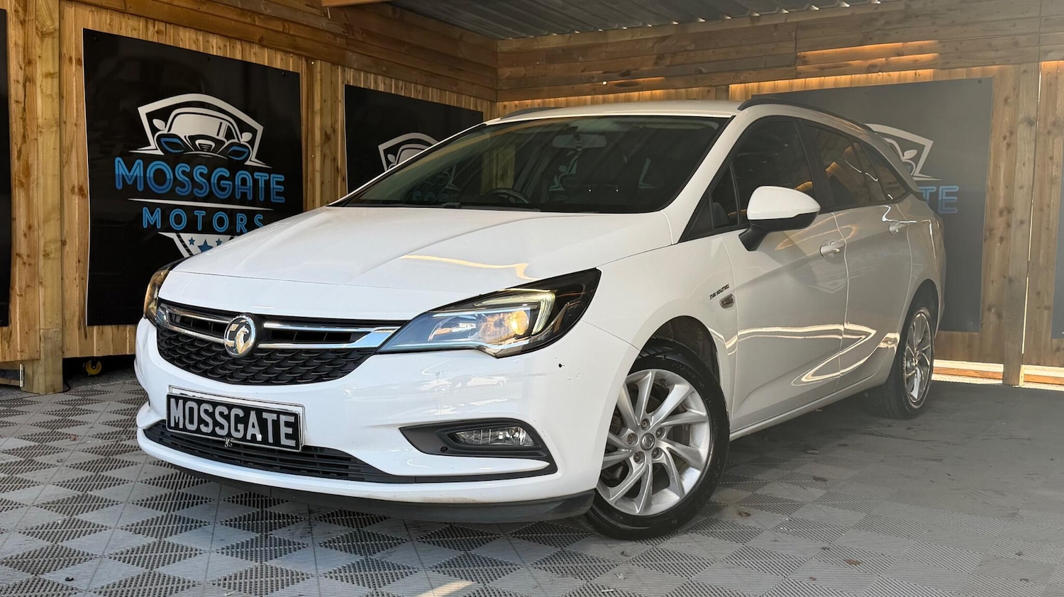 Used Vauxhall Astra 2018 for sale - 78073157: Photo 6