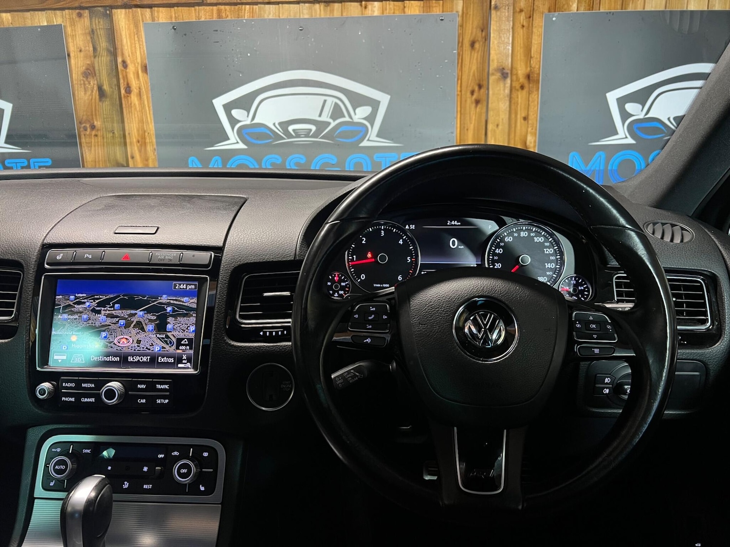 Used Volkswagen Touareg 2017 for sale - 76832716: Photo 18