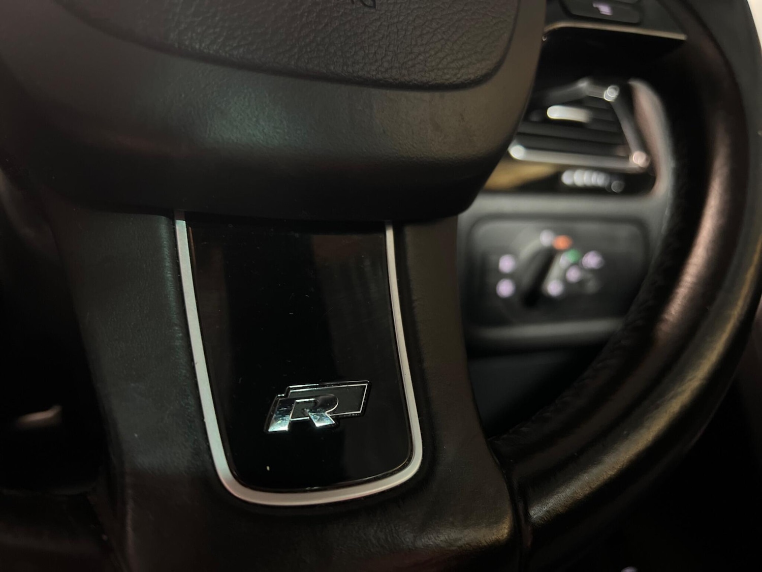 Used Volkswagen Touareg 2017 for sale - 76832716: Photo 21