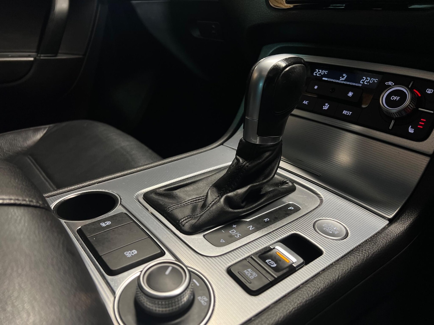 Used Volkswagen Touareg 2017 for sale - 76832716: Photo 31