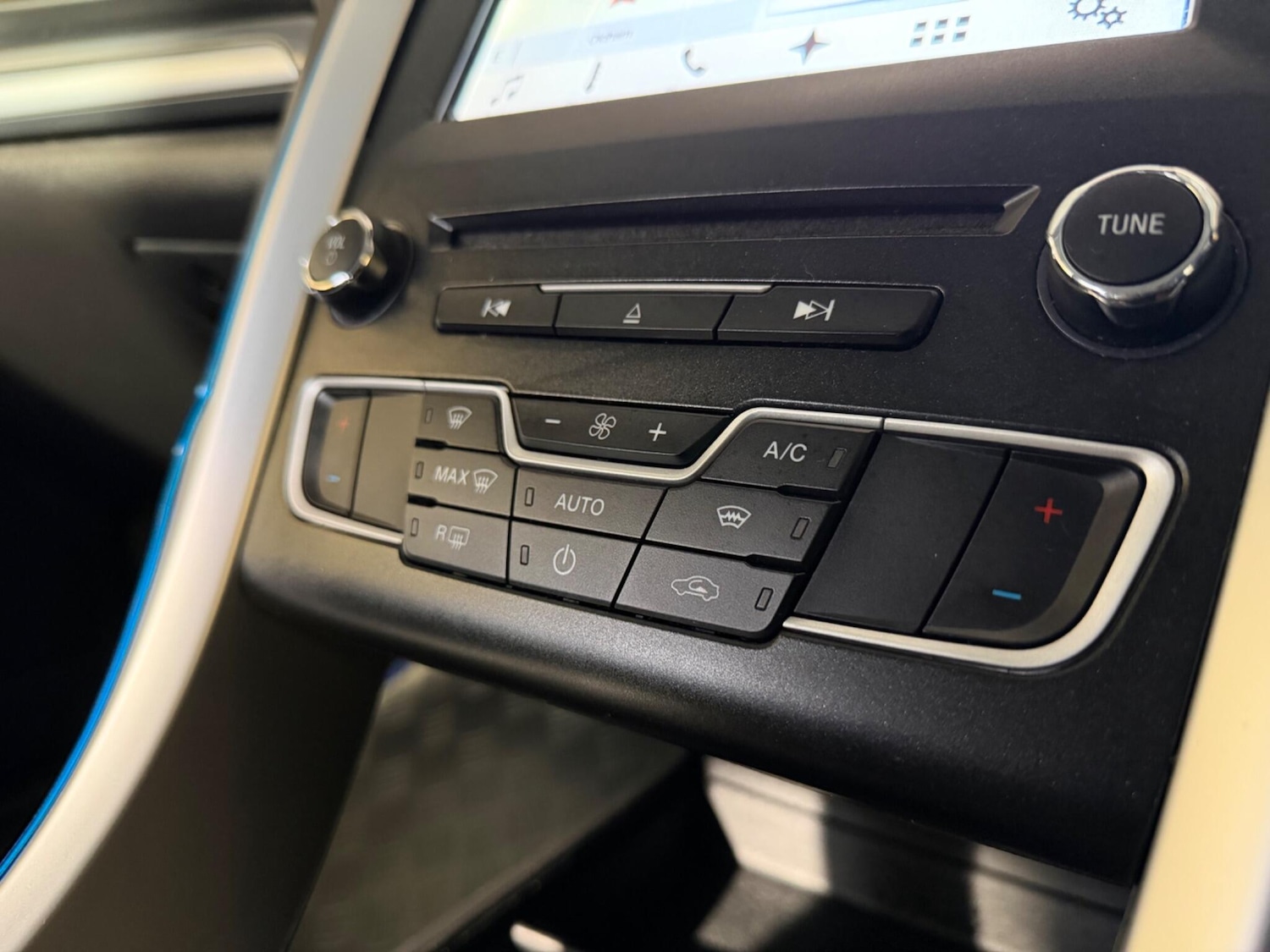 Used Ford Mondeo for sale - 78007217: Photo 26