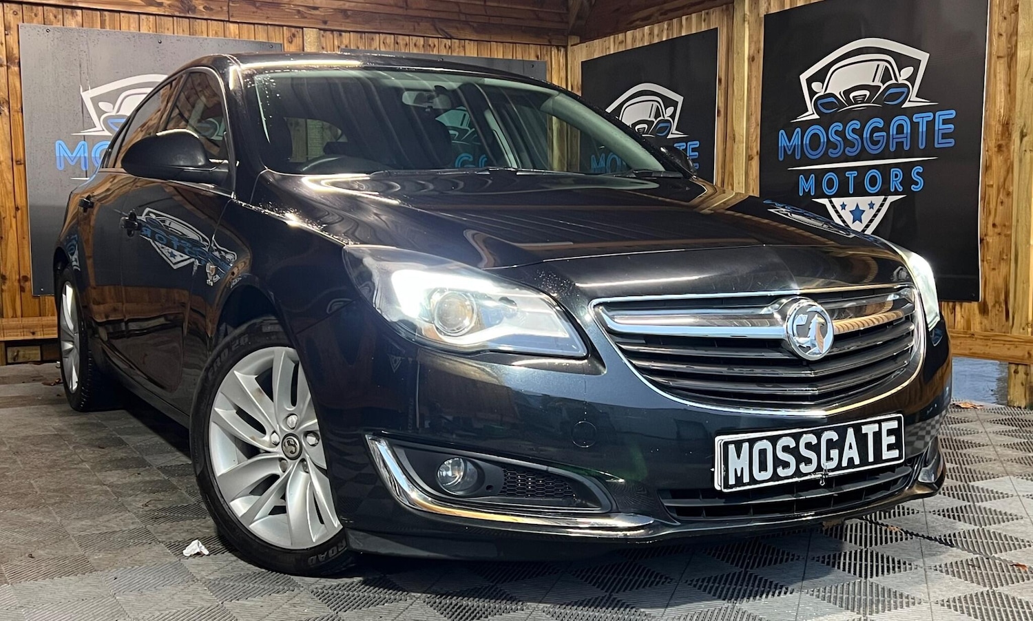 Used Vauxhall Insignia 2016 for sale - 76592041: Photo 1