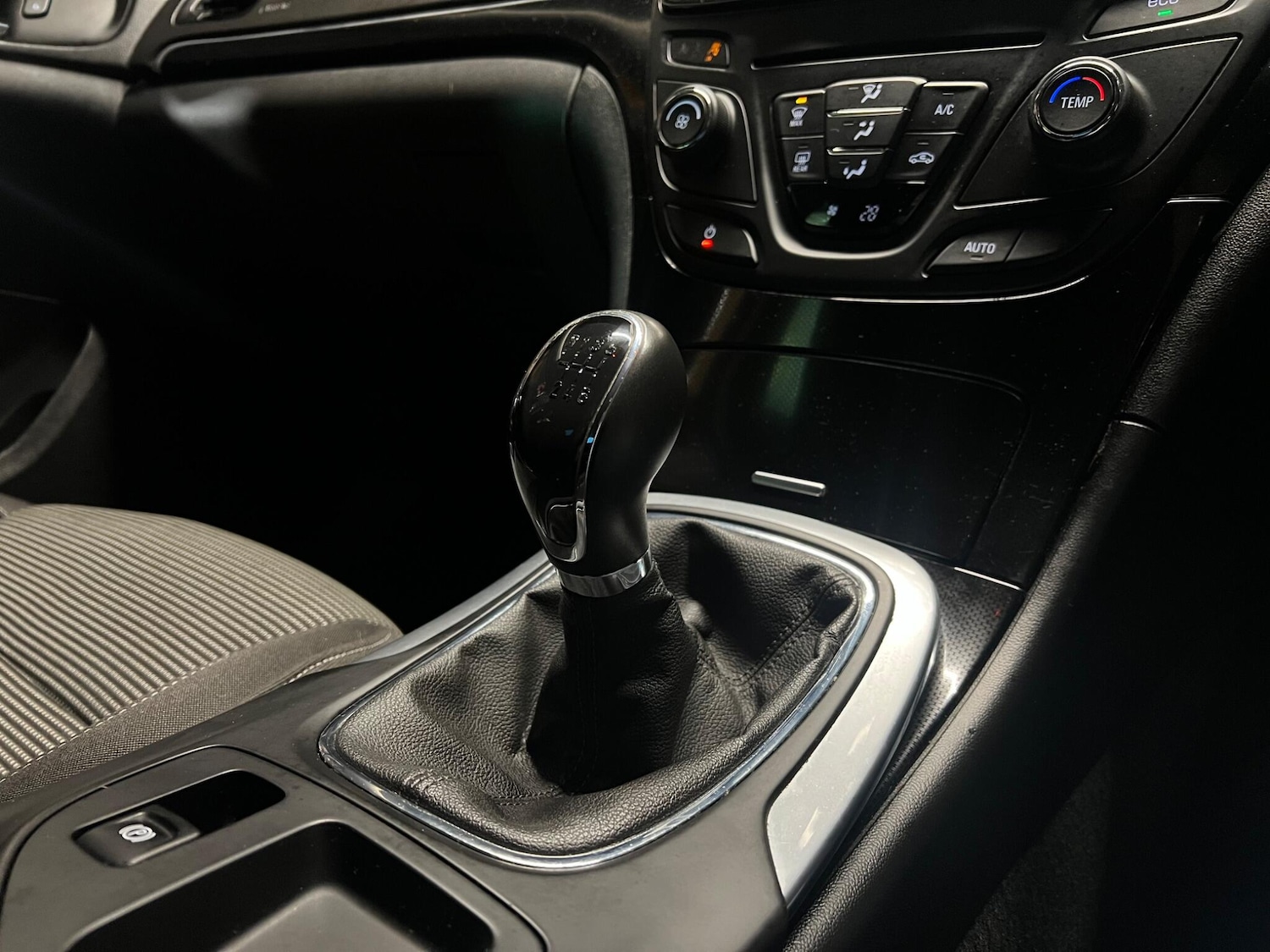 Used Vauxhall Insignia 2016 for sale - 76592041: Photo 26