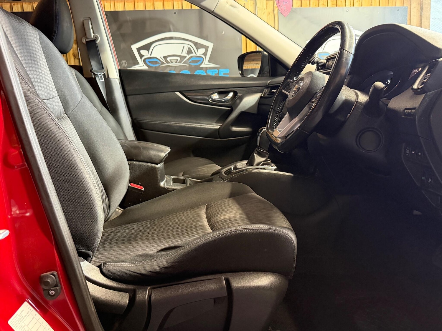 Used Nissan X-Trail 2018 for sale - 77101698: Photo 14