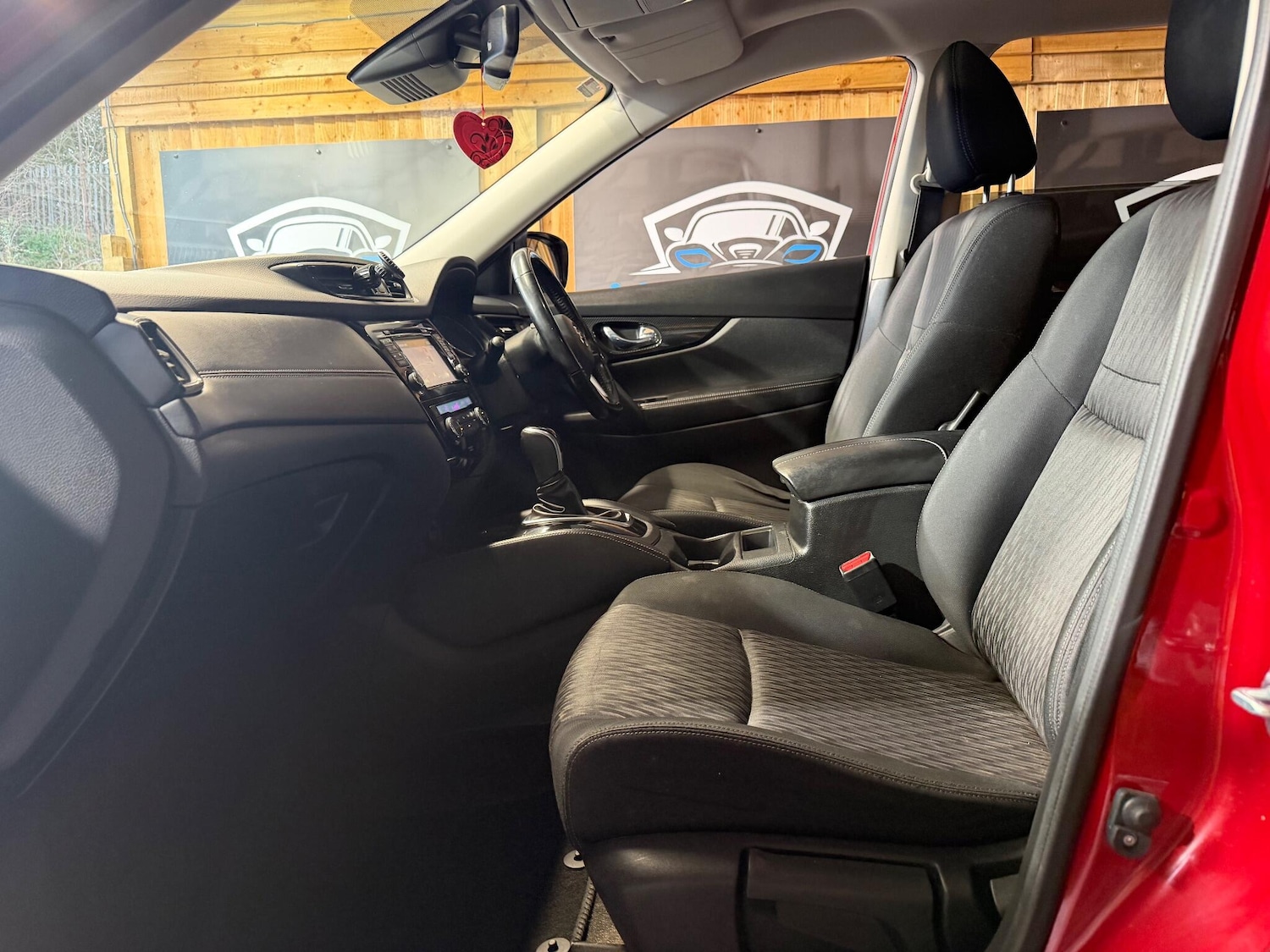 Used Nissan X-Trail 2018 for sale - 77101698: Photo 21