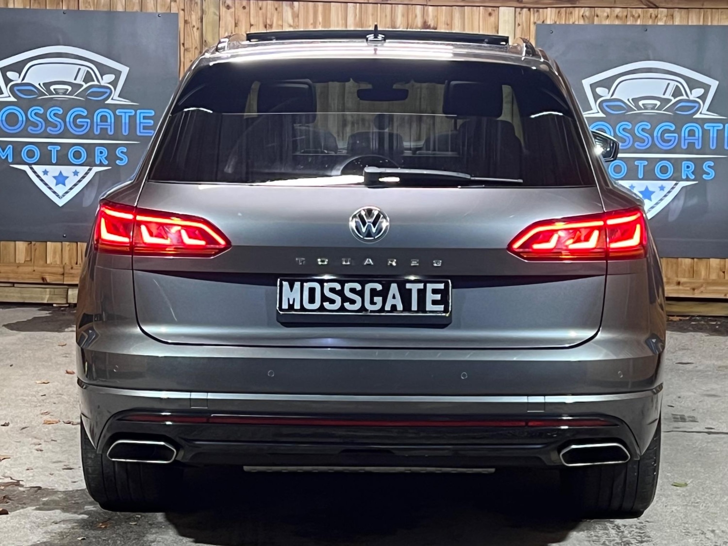 Used Volkswagen Touareg for sale - 76409472: Photo 14