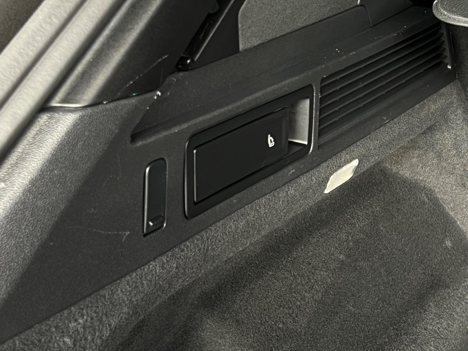 Used Volkswagen Touareg for sale - 76409472: Photo 21