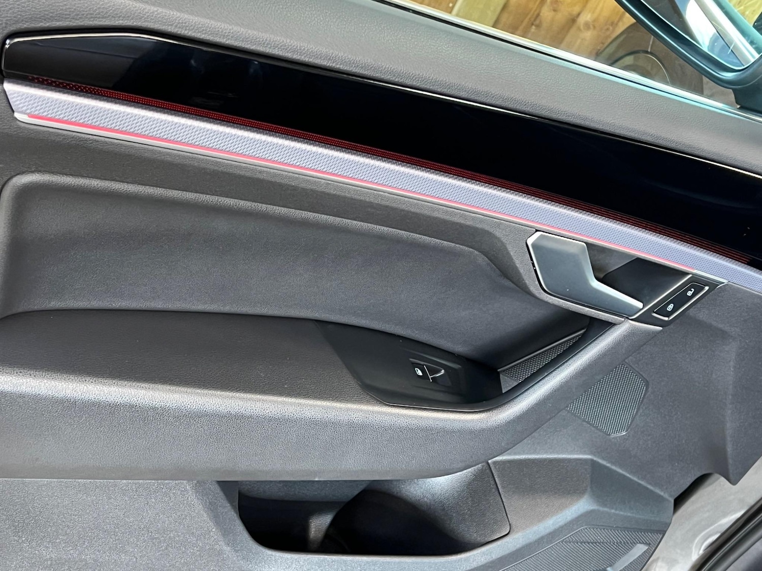 Used Volkswagen Touareg for sale - 76409472: Photo 42