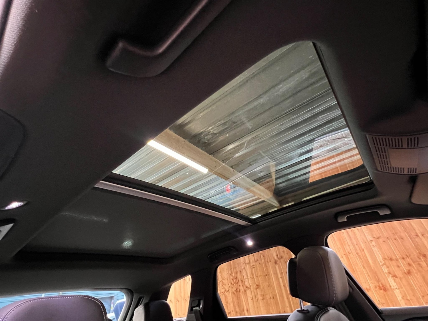 Used Volkswagen Touareg for sale - 76409472: Photo 62