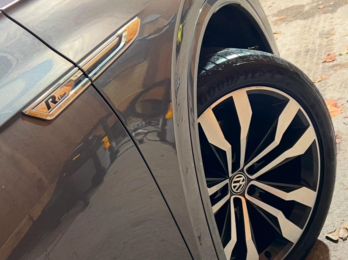 Used Volkswagen Touareg for sale - 76409472: Photo 8