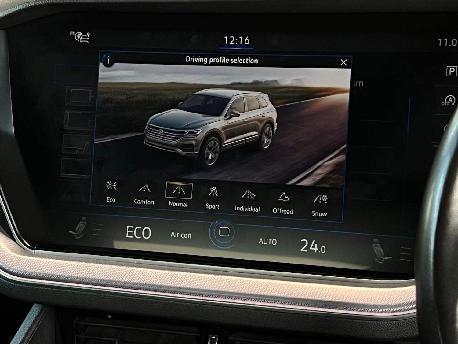 Used Volkswagen Touareg for sale - 76409472: Photo 88