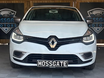Used Renault Clio 2019 for sale - 78989201: Photo