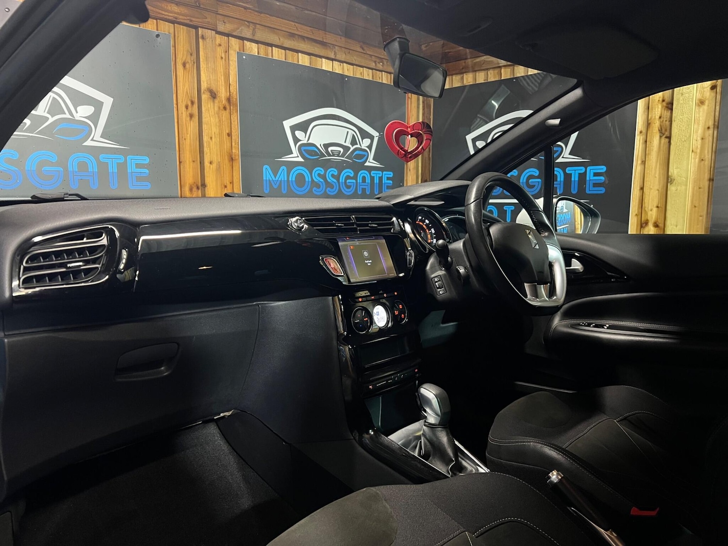 Used DS Automobiles DS 3 2017 for sale - 76887227: Photo 21