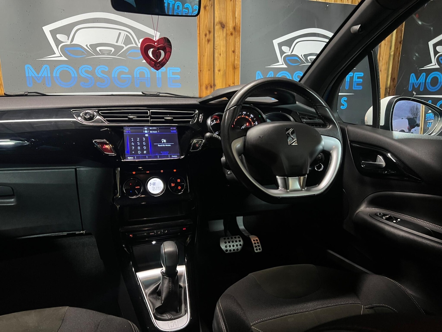 Used DS Automobiles DS 3 2017 for sale - 76887227: Photo 26