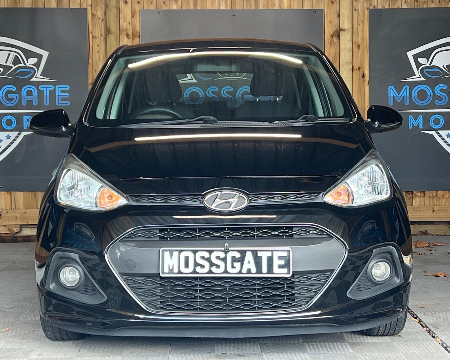 Used Hyundai i10 2015 for sale - 76592894: Photo 4