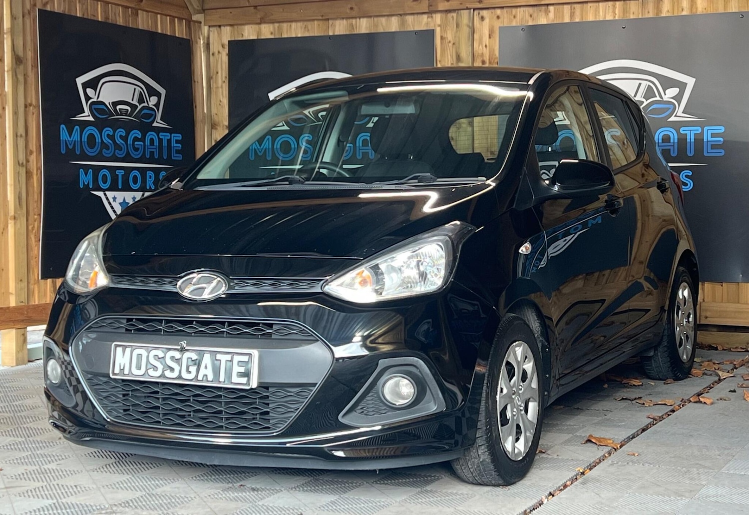 Used Hyundai i10 2015 for sale - 76592894: Photo 7