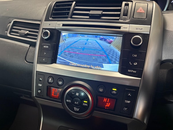 Used Toyota Verso 2015 for sale - 76151210: Photo 21