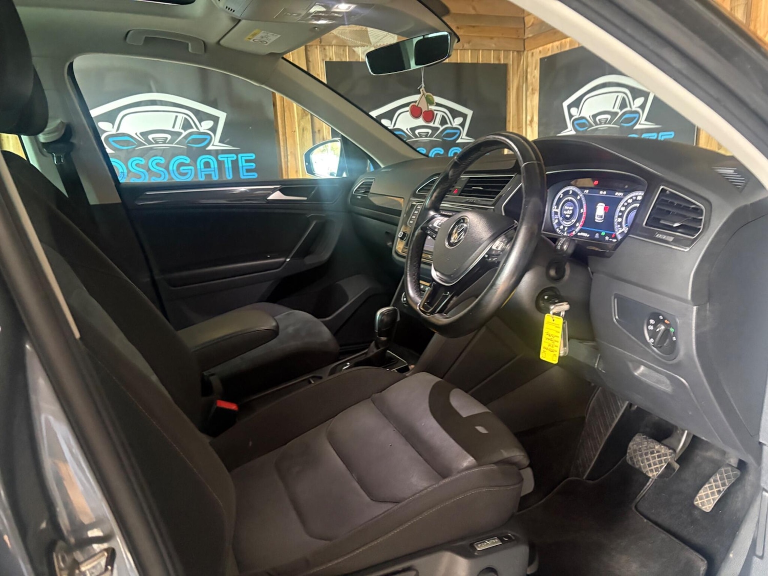 Used Volkswagen Tiguan 2017 for sale - 77586946: Photo 11