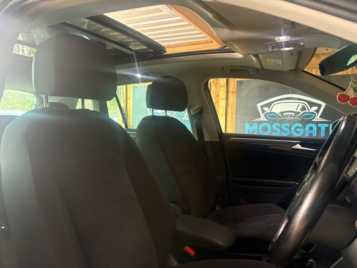 Used Volkswagen Tiguan 2017 for sale - 77586946: Photo 12