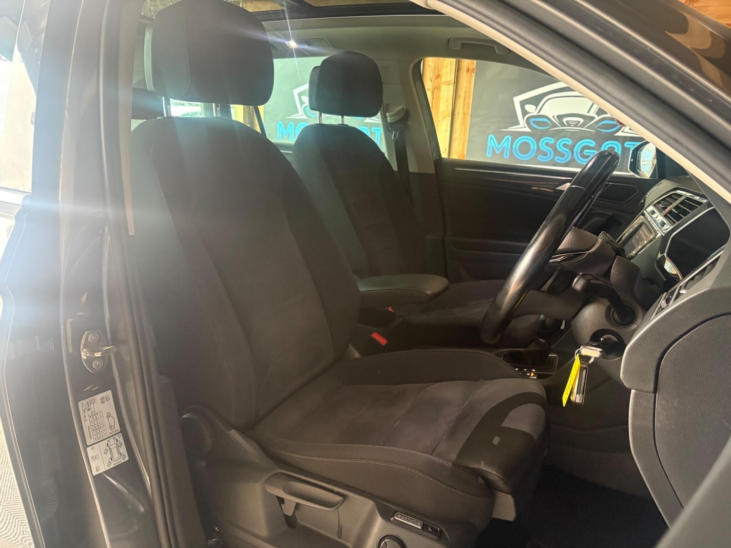 Used Volkswagen Tiguan 2017 for sale - 77586946: Photo 15